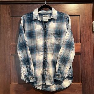 American Eagle Outfitters Boyfriend Fit Flannel